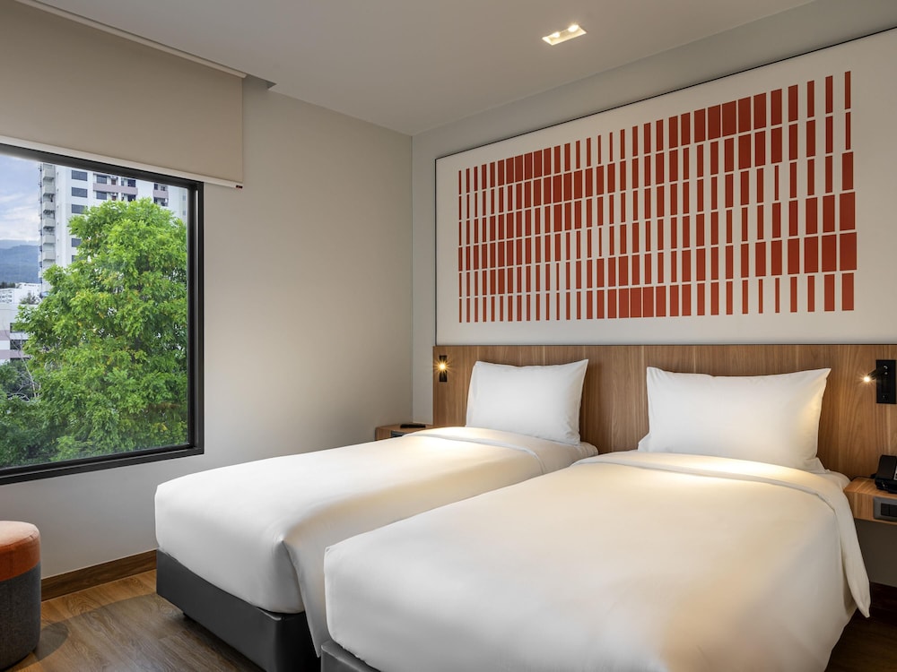 Standard Room, 2 Twin Beds, Mountainside - Photo 3