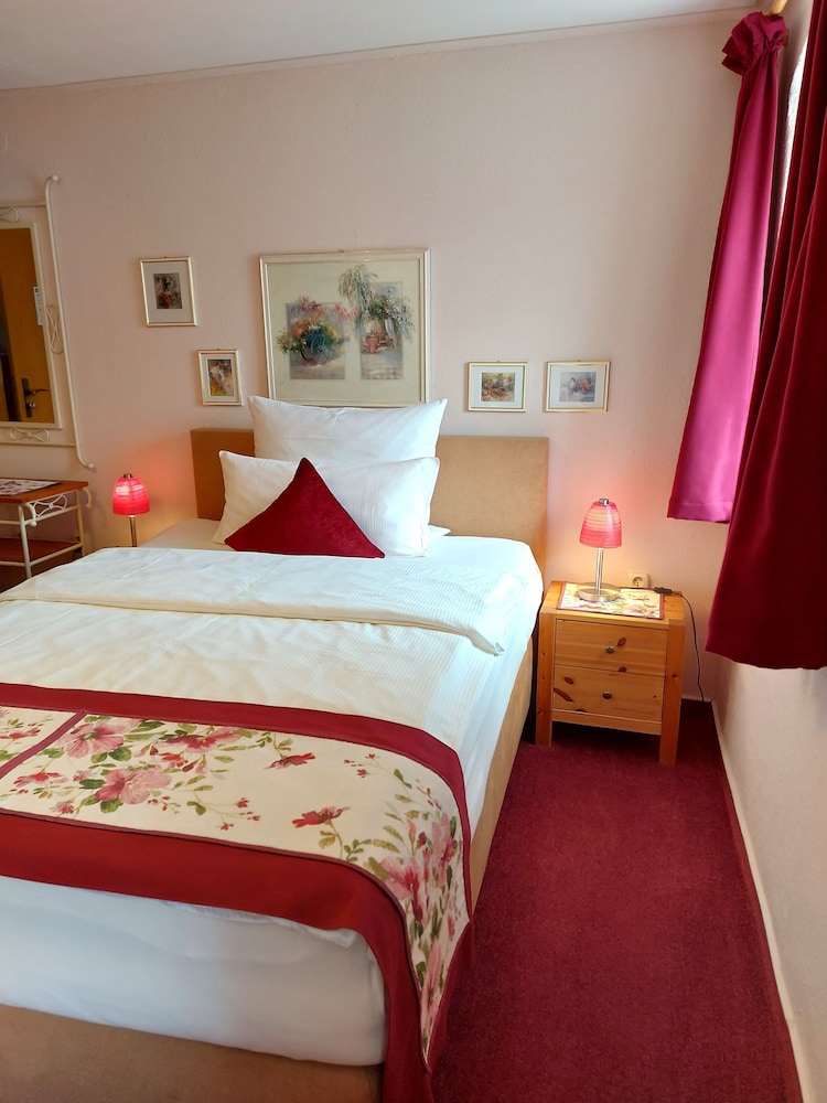 Comfort Single Room, 1 Double Bed photo 2