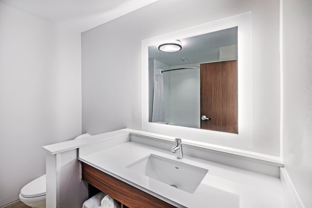 Suite, Multiple Beds