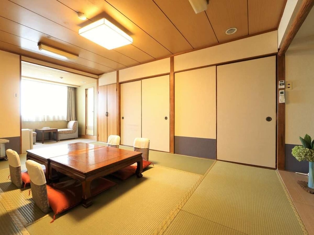 Japanese Style Room (10 Tatami-mats) photo 3