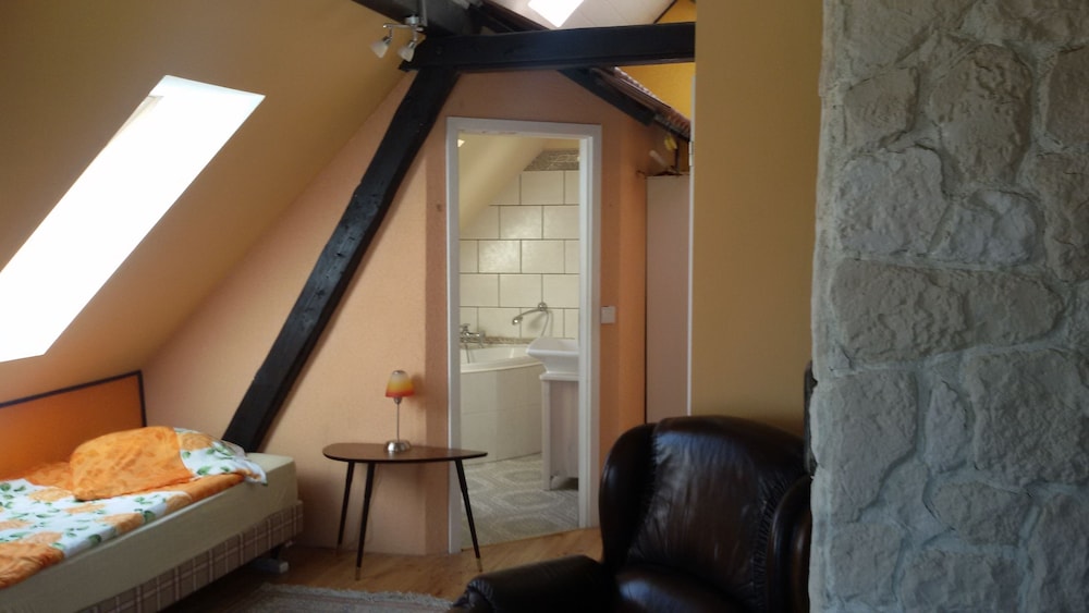 Standard Studio Suite photo 3