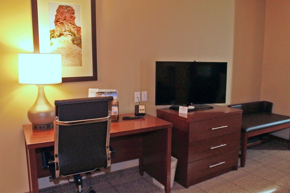 Family Room photo 2