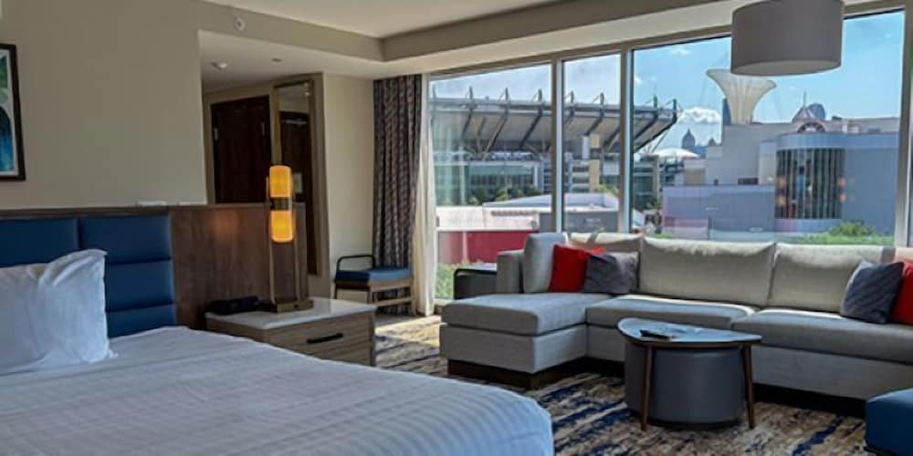 Signature Suite, Corner photo 2