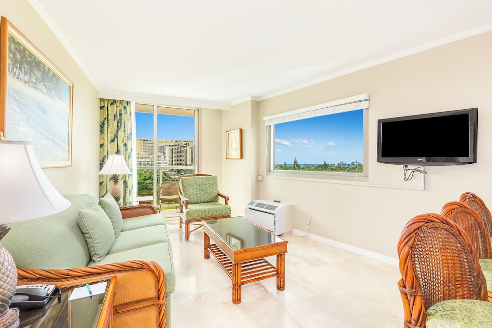 Suite, 1 Bedroom, Kitchen, Ocean View (King Bed with Sofa Bed) - Photo 8