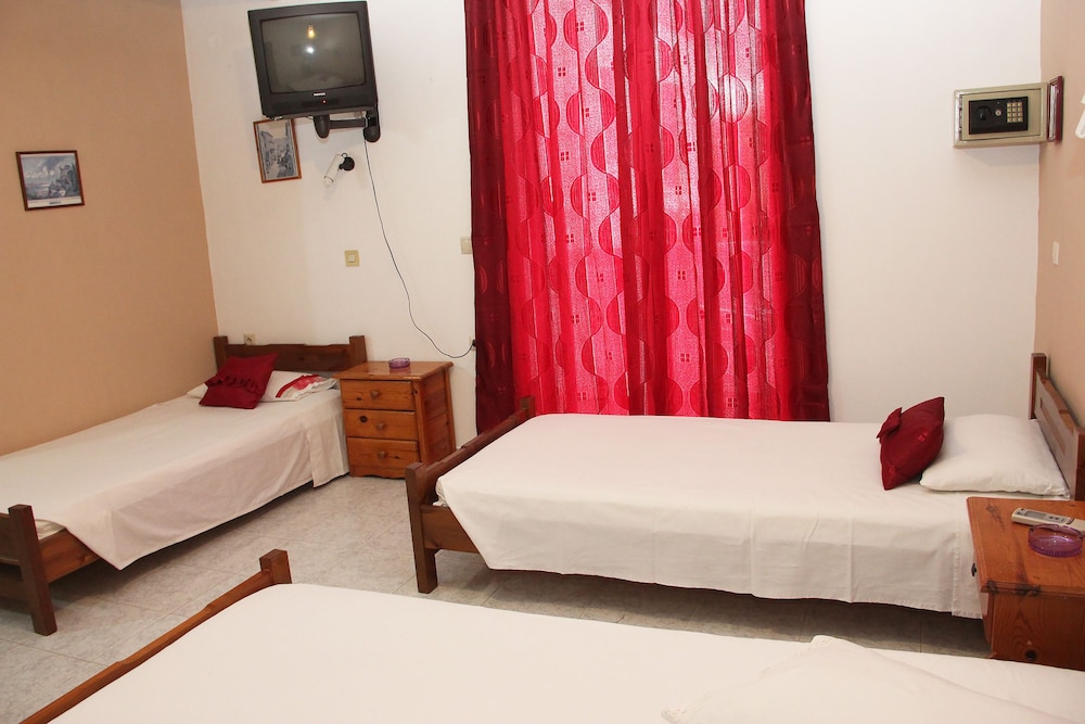 Triple Room photo 2