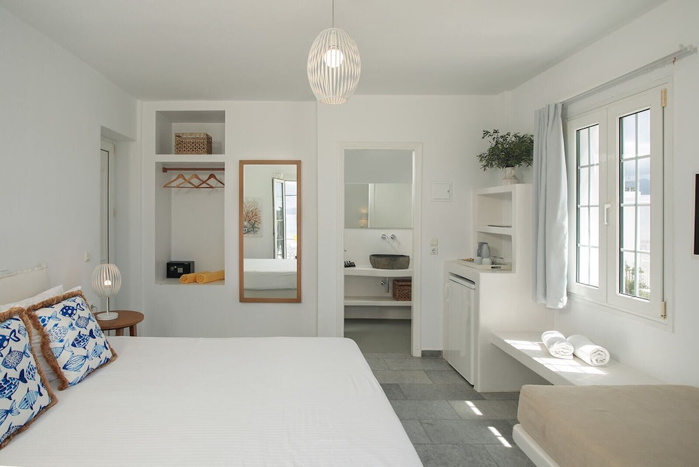 Superior Triple Room, Balcony, Sea View (Top floor) - Photo 2