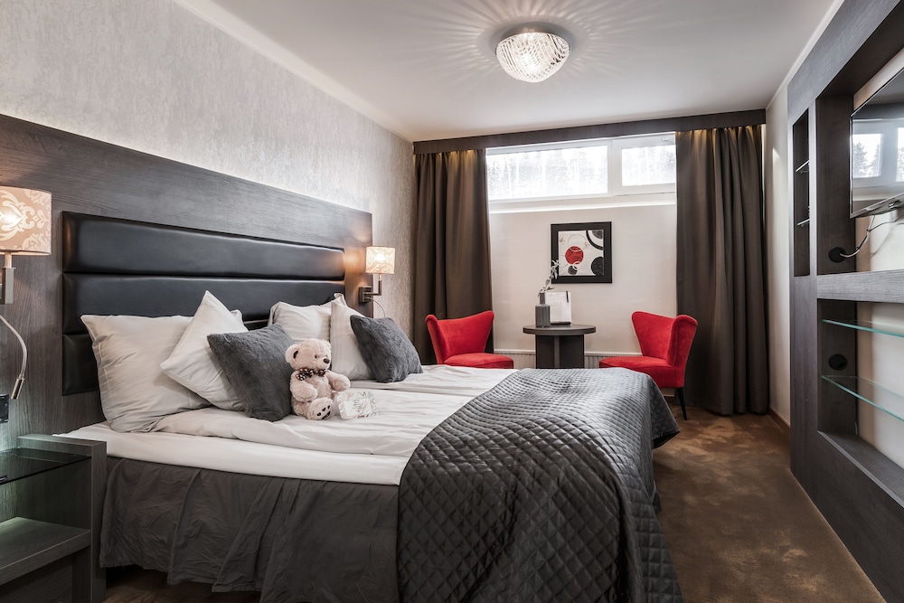 Cabin Room, Double or Twin - Small window - excl. spa access (Pets not allowed) photo 1