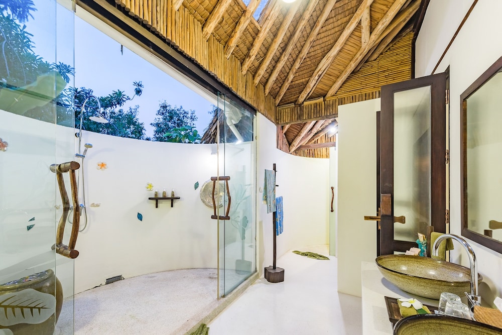 1 Bedroom Beach Front Villa - Photo 10
