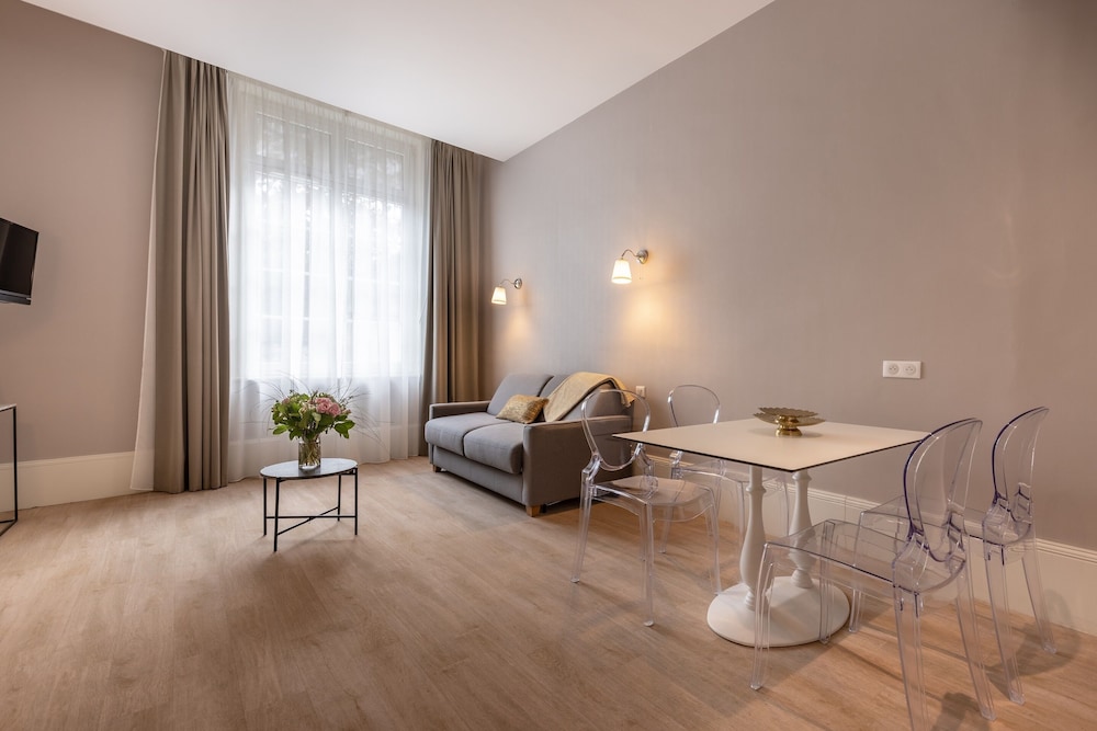 Luxury Apartment, Ensuite, City View photo 3