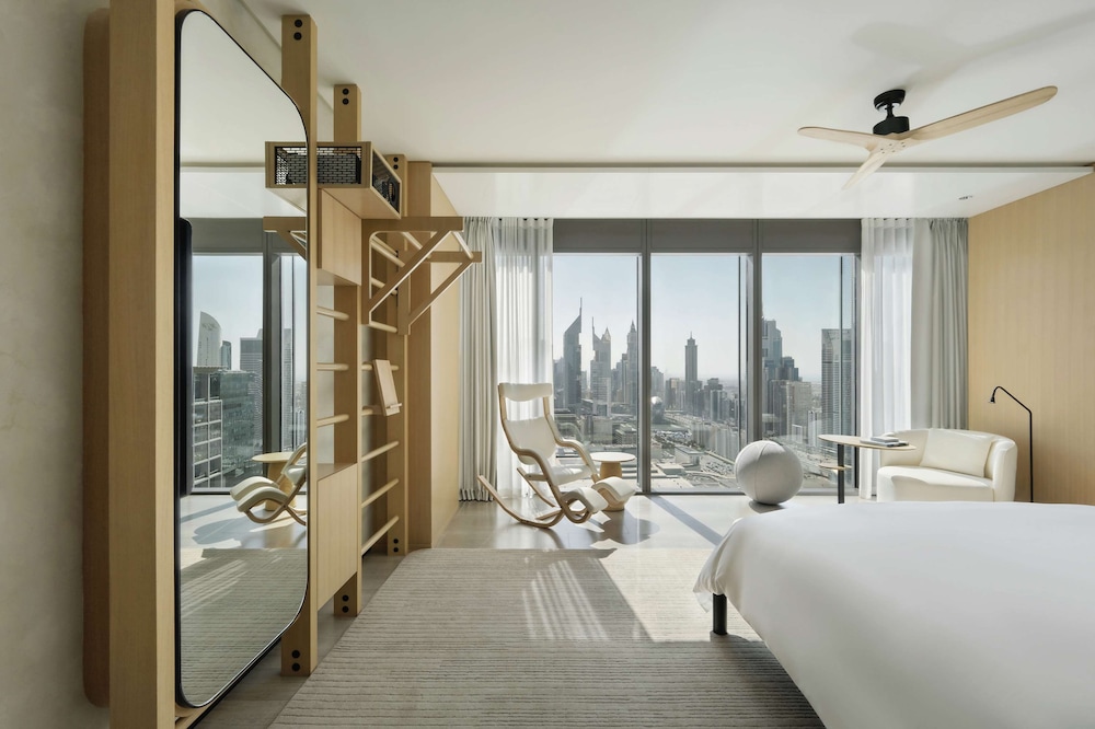 SIRO Plus, Burj Khalifa View, complimentary fitness class and nutrition consultation photo 3