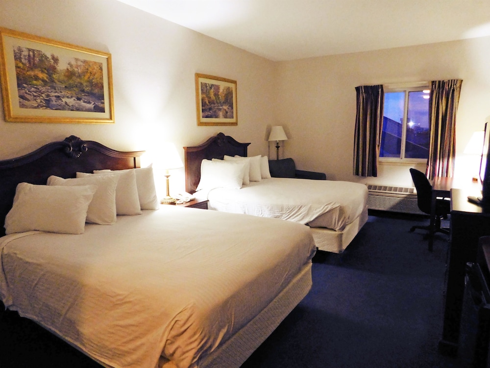 Room, 2 Queen Beds, Non Smoking photo 1