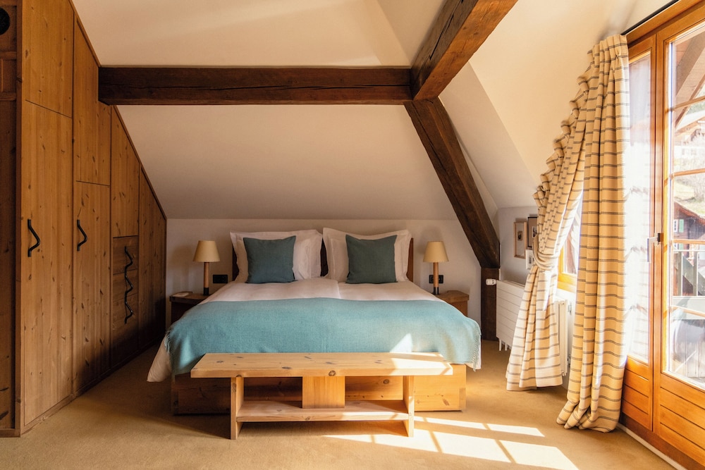Junior Suite (Attic, Family, Jungfrau View) - Photo 1