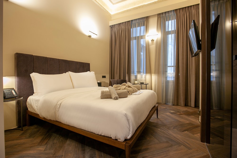 Standard Athenian Room photo 1