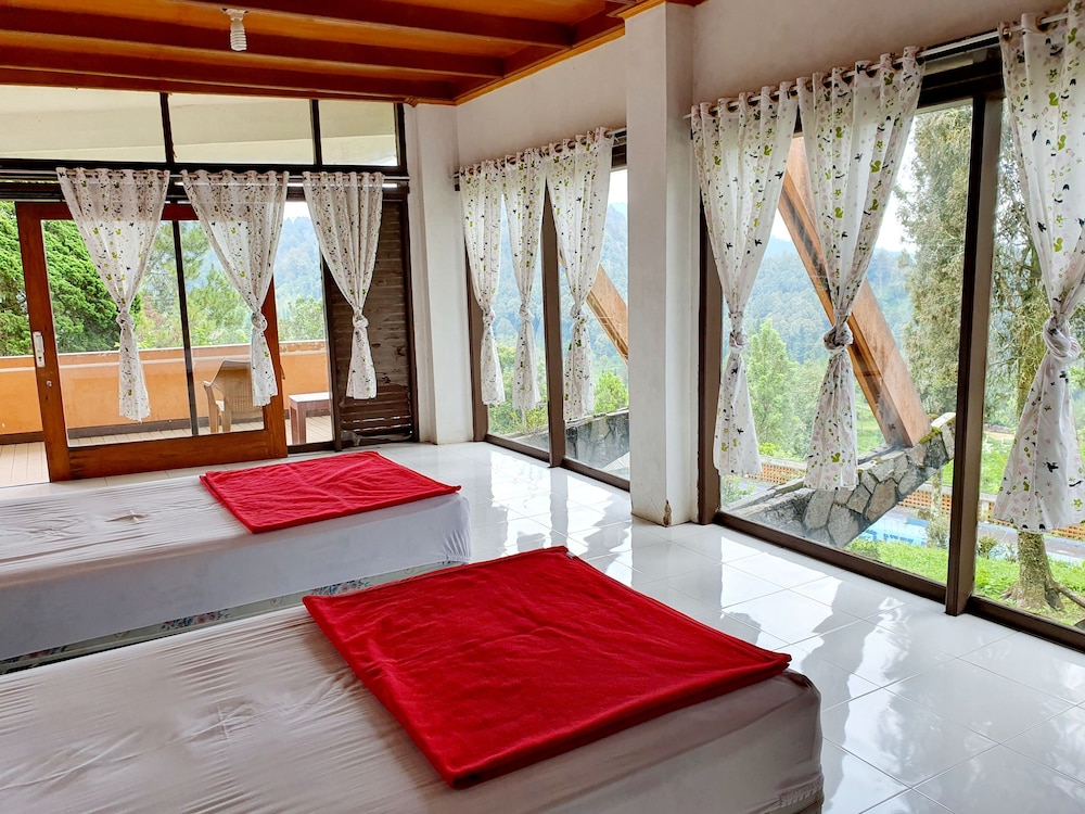 Superior Bungalow, 4 Bedrooms, Kitchen, Mountain View