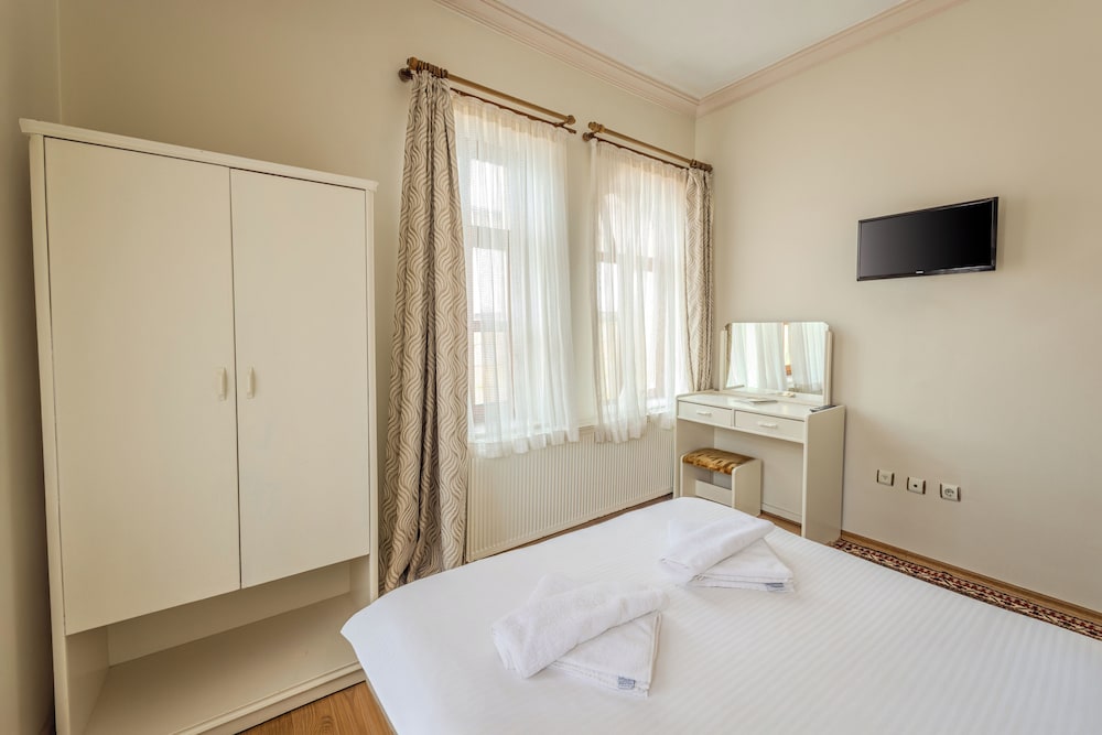 Standard Room photo 3