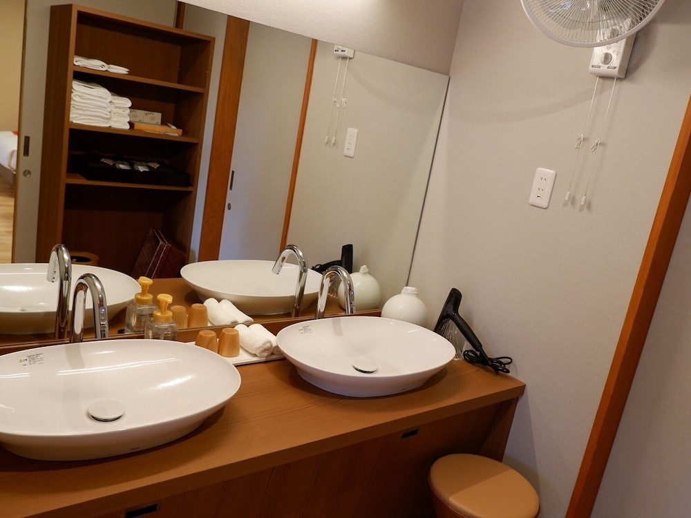 Room with Small Tatami Area photo 3