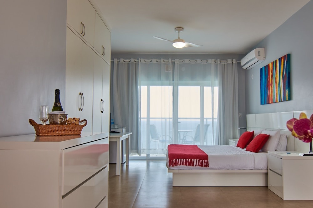 Deluxe Suite, Balcony, Ocean View photo 2