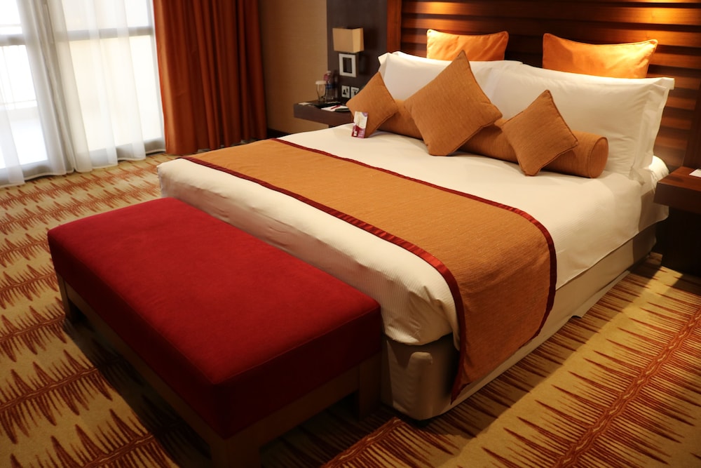 Suite, 1 Bedroom, Balcony - Photo 21