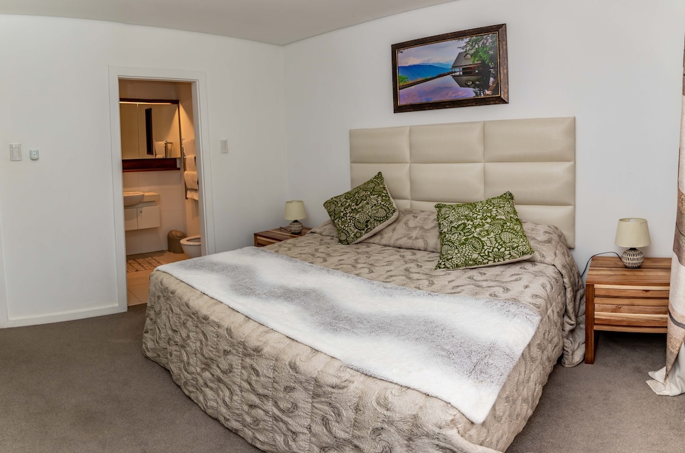Zimbali Suite 213