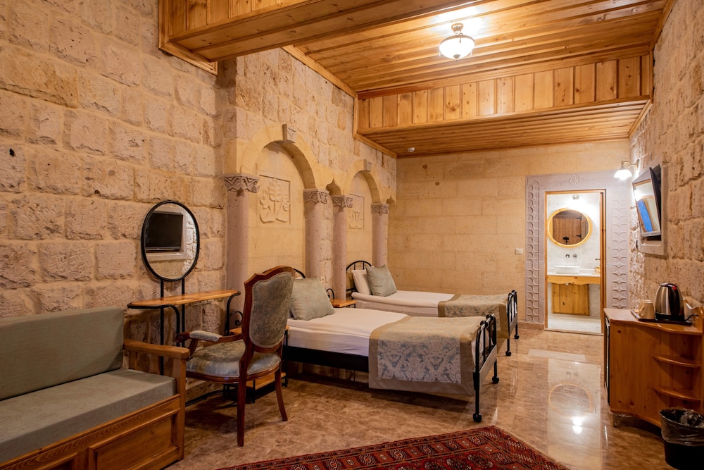 Stone Standard Twin Room - Photo 15