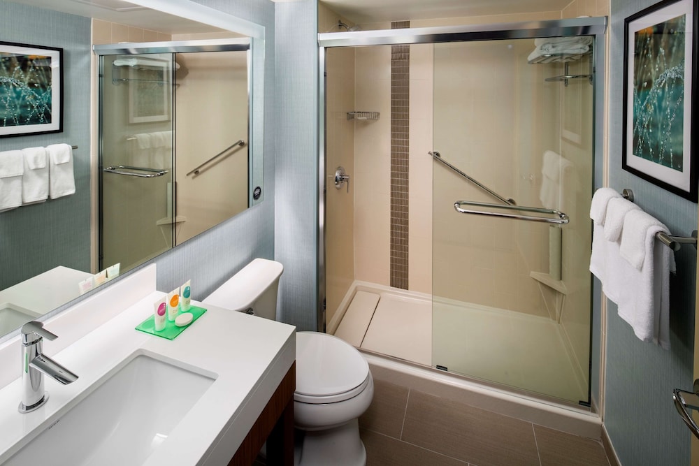 Room, Multiple Beds (High Floor) photo 3