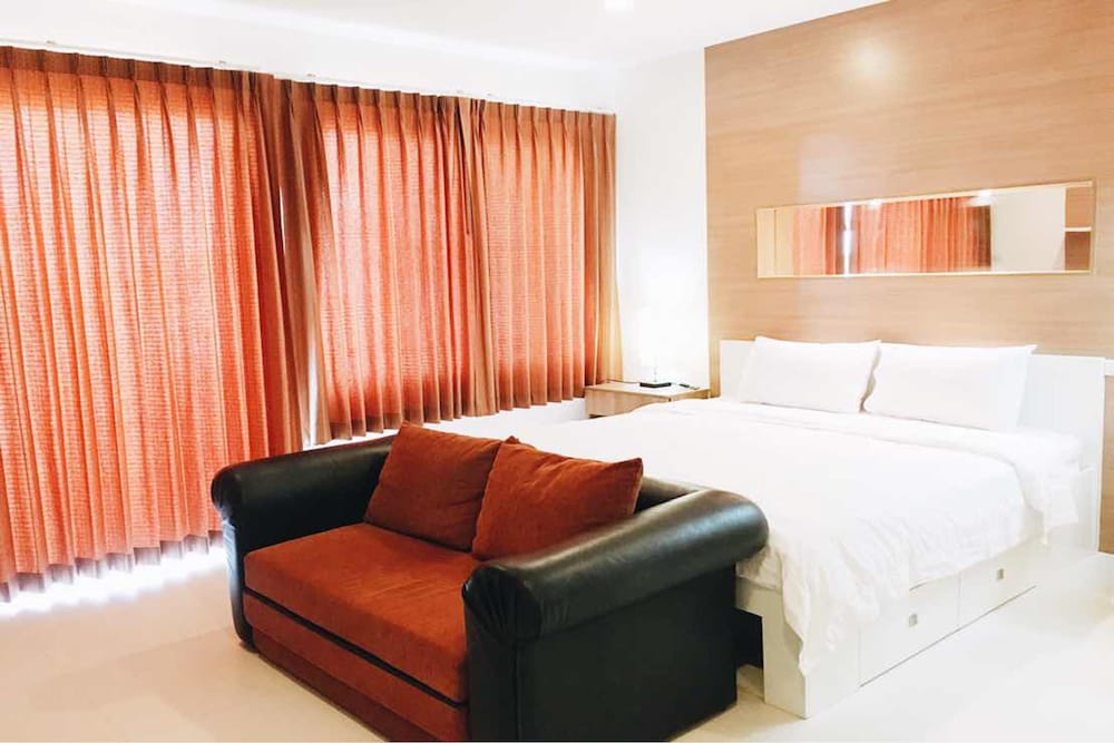 Studio, 1 King Bed