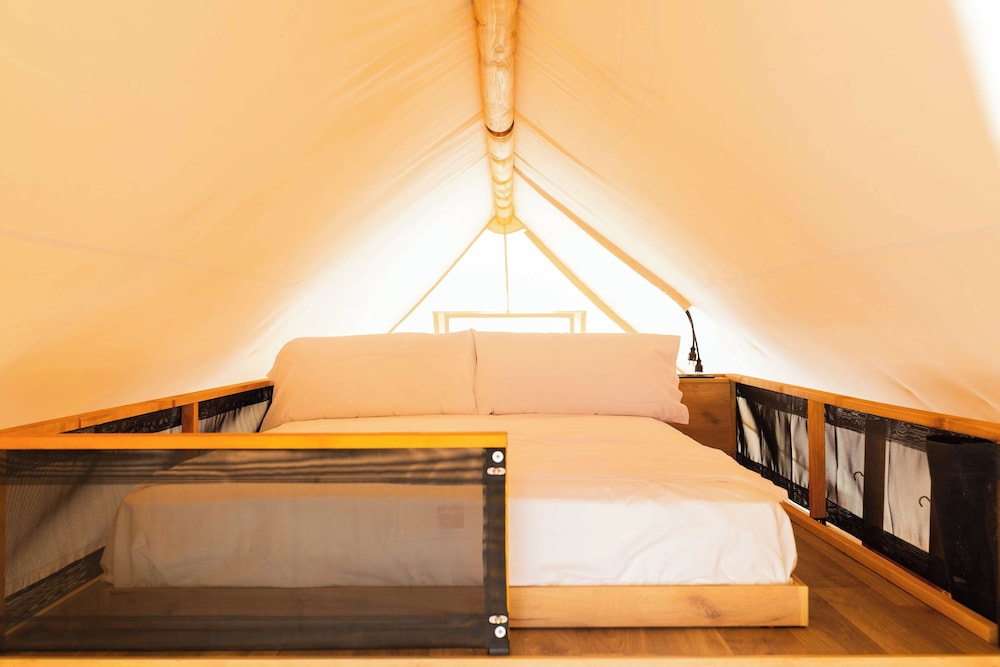Comfort Cabin photo 2