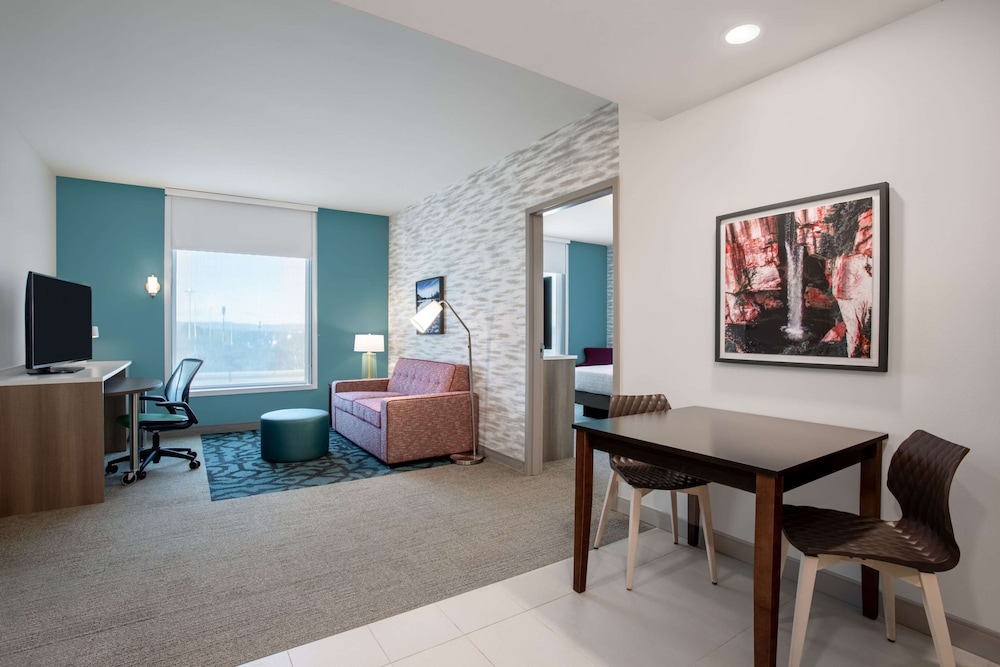 Suite, 1 King Bed, Accessible, Bathtub (Mobility) - Photo 1
