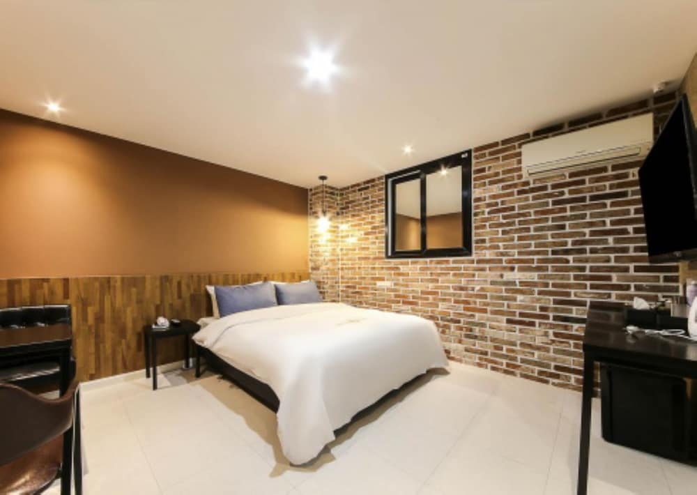 Deluxe Room (Business) - Photo 2