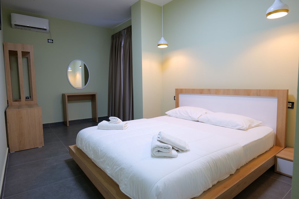 Double Room, Balcony