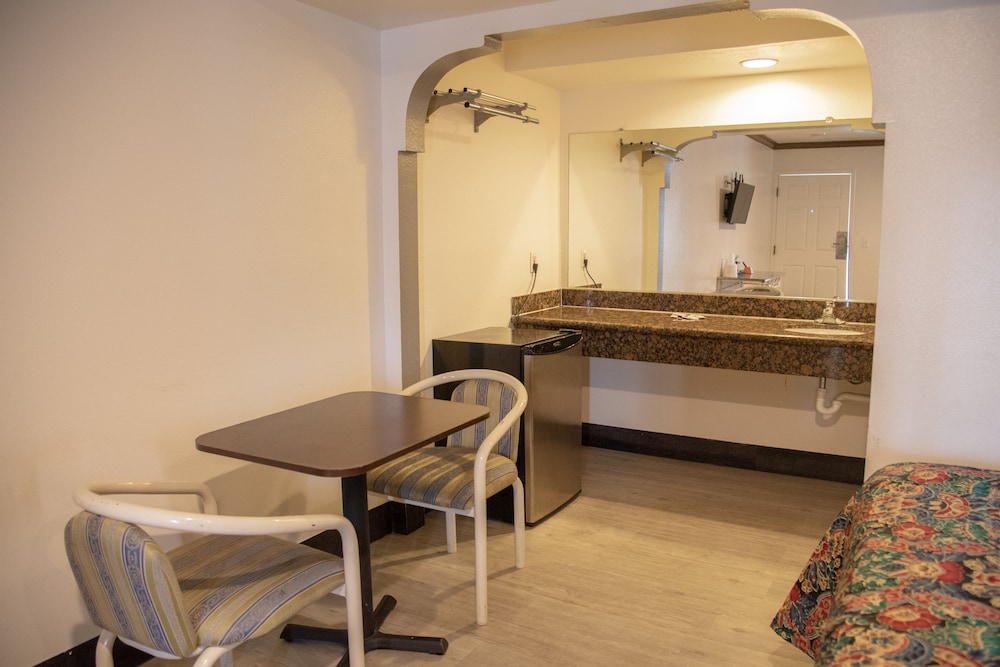 Starlight Inn La Brea — photo 92