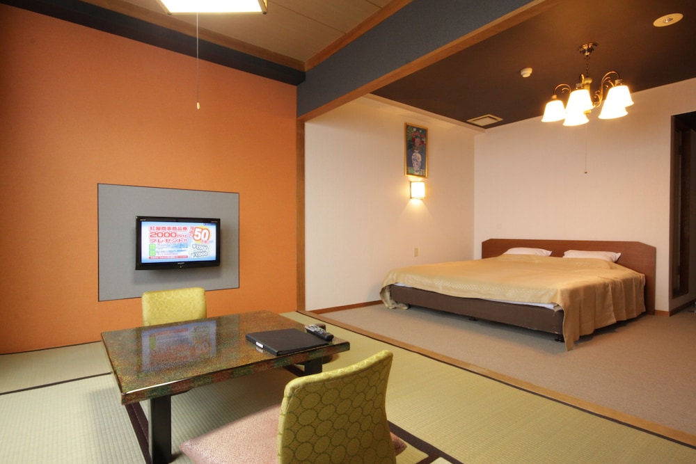 Japanese-Western Style Quintuple Room, 1 King Bed, Bay View
