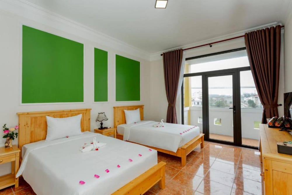 Deluxe Twin Room - Photo 2