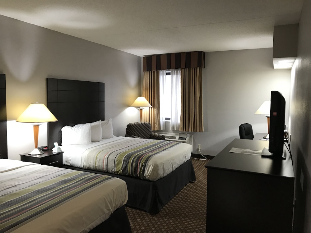 Room, 2 Queen Beds, Non Smoking - Photo 4