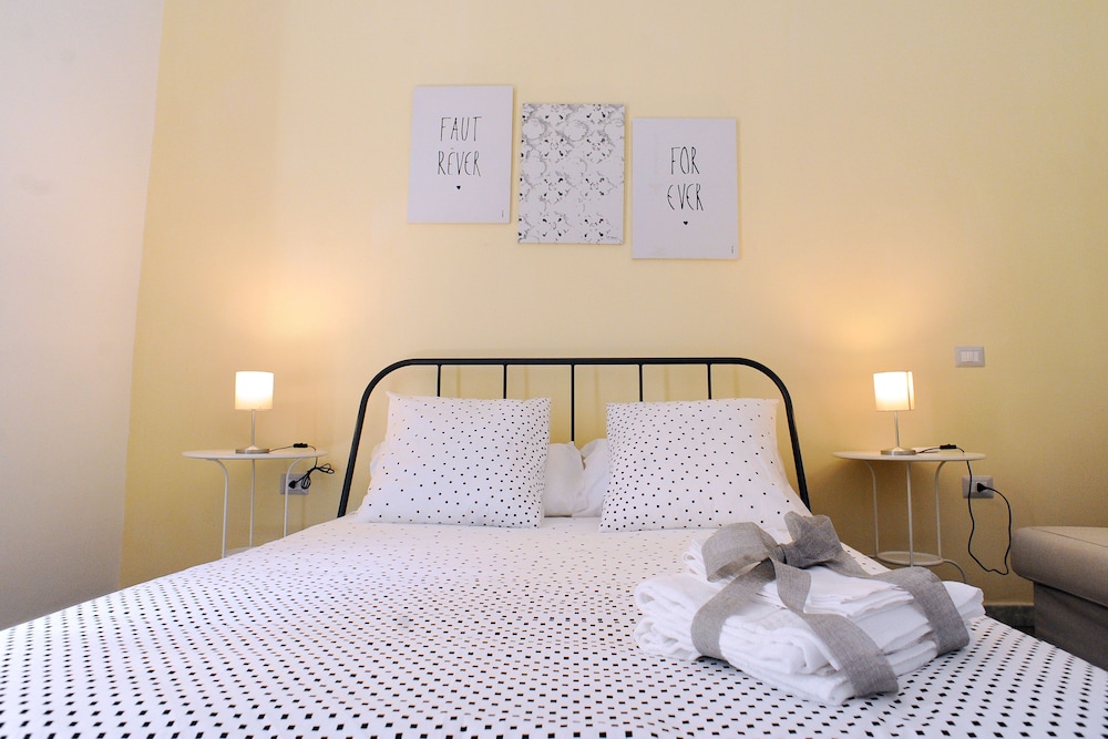 Deluxe Double Room (Gialla) photo 3