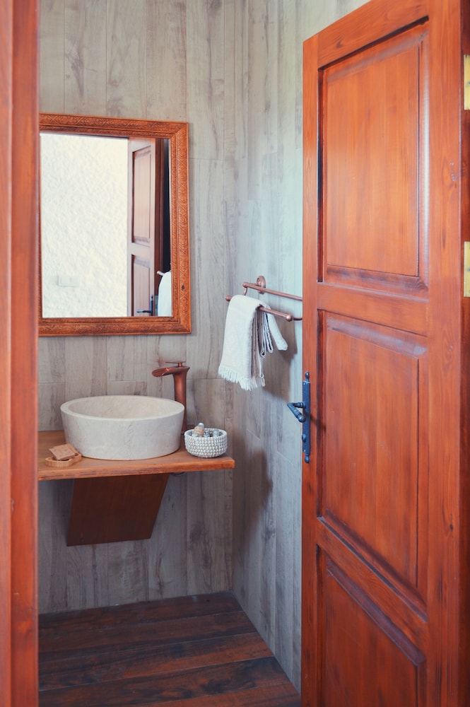 Deluxe Room - Photo 2
