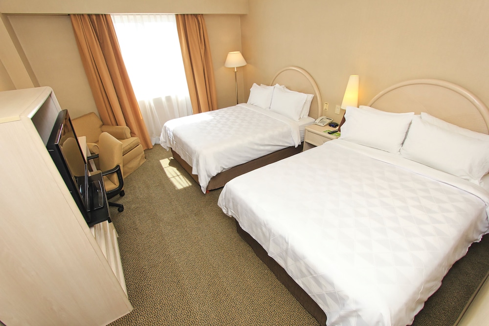 Standard Room, 2 Double Beds - Photo 7