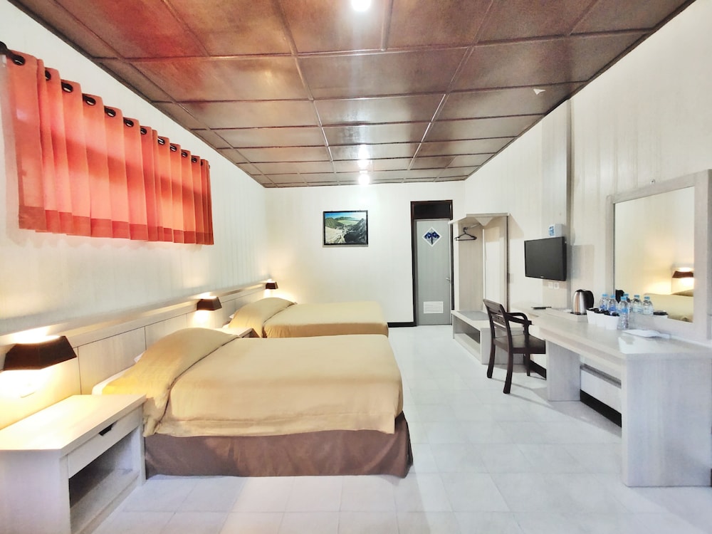 VIP Triple Room photo 2