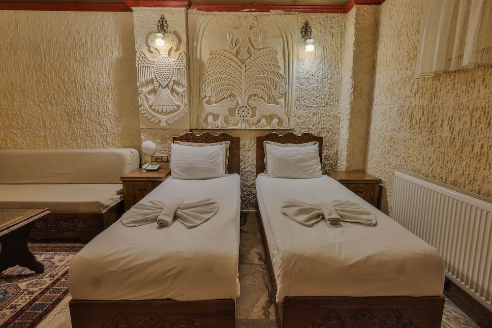 Deluxe Double or Twin Room photo 1