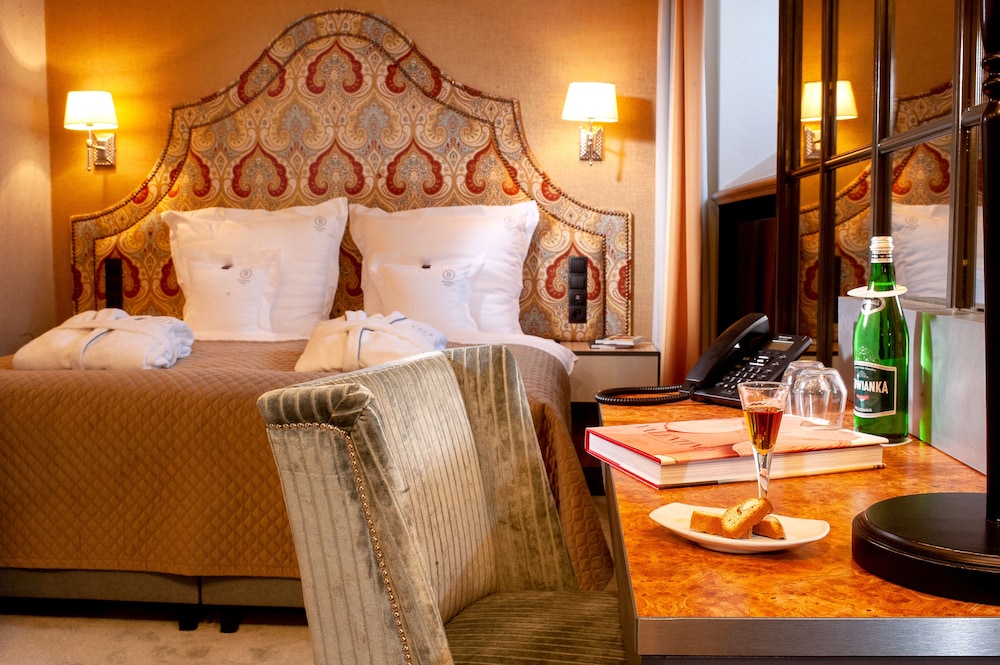 Superior Double Room - Photo 2