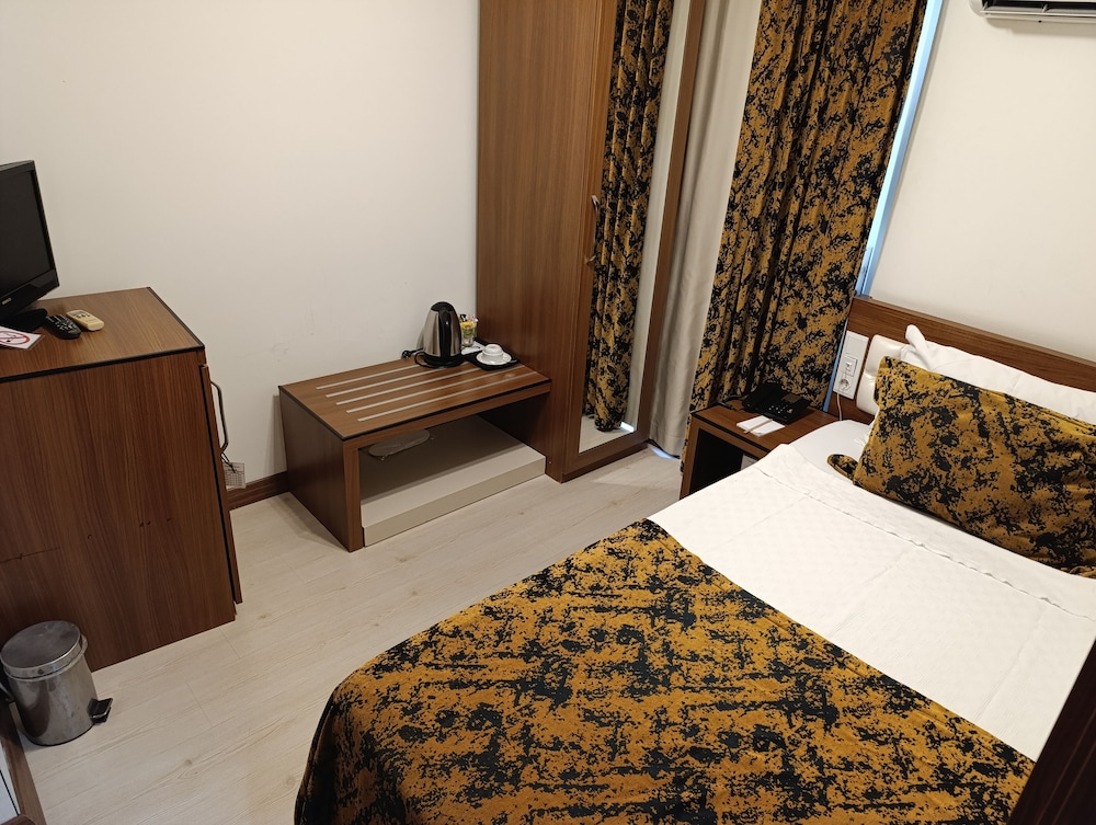 Economy Single Room, City View