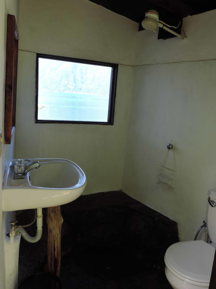 Basic Quadruple Room, 2 Double Beds, Private Bathroom (#1) photo 3