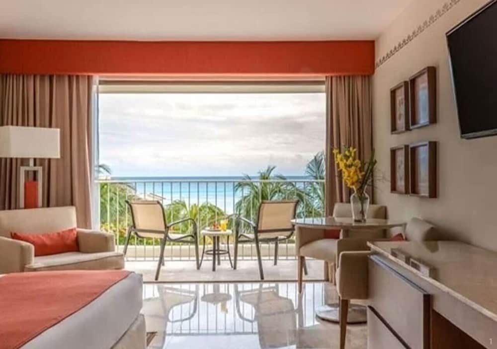 Deluxe Ocean View King