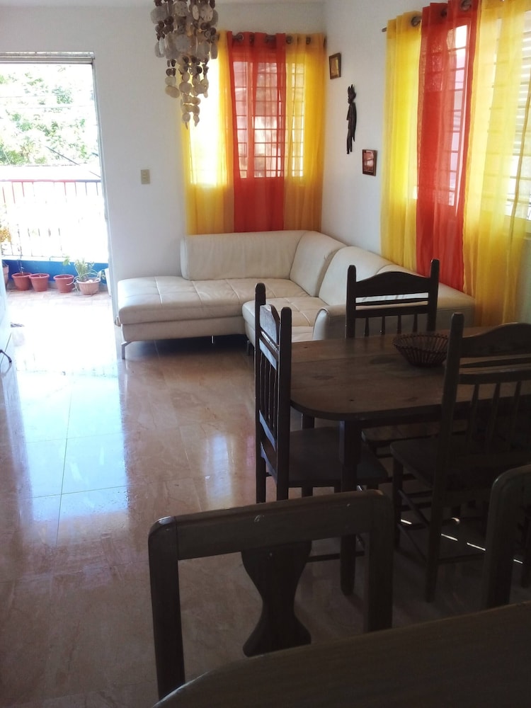 House, 1 Bedroom, Balcony photo 3