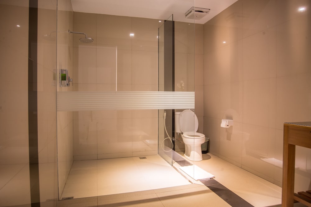 Deluxe Double Room - Photo 8