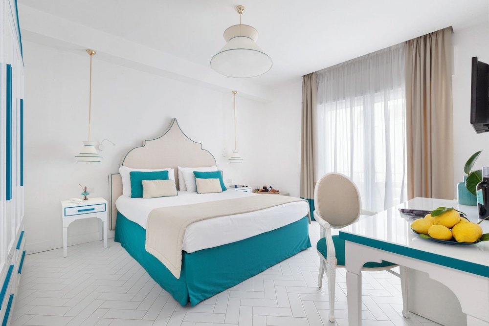 Deluxe Double Room, Balcony, Annex Building photo 3