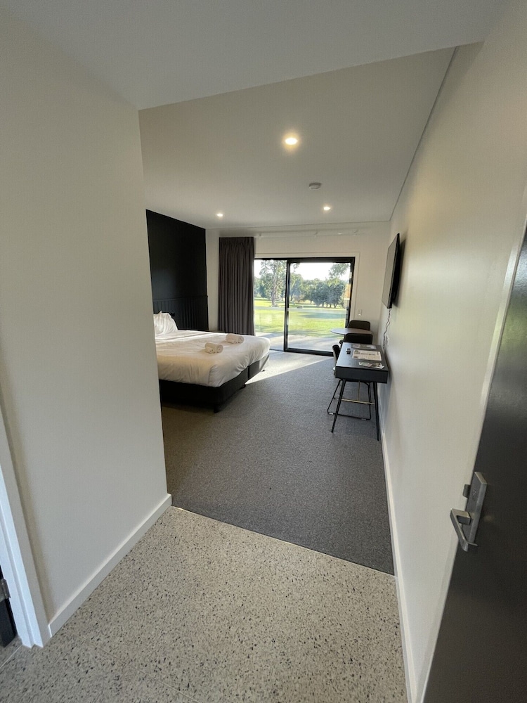 King Room - Disability photo 1