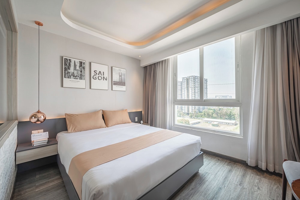 Deluxe Double Room, City View