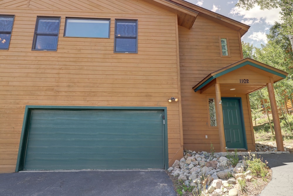 Townhome, 3 Bedrooms photo 2