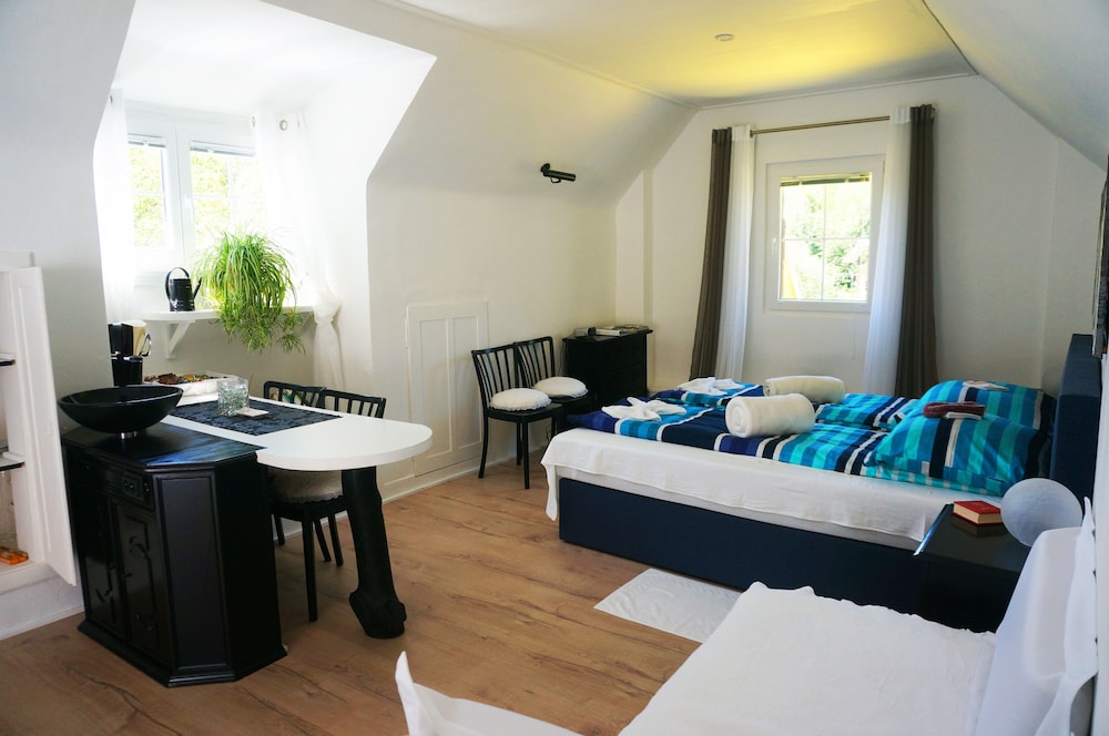 Apartment photo 1